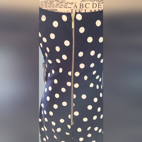 NWT! London Style Collection Navy Polka Dot Fit & Flare Dress Size 8 - Picture 6 of 6